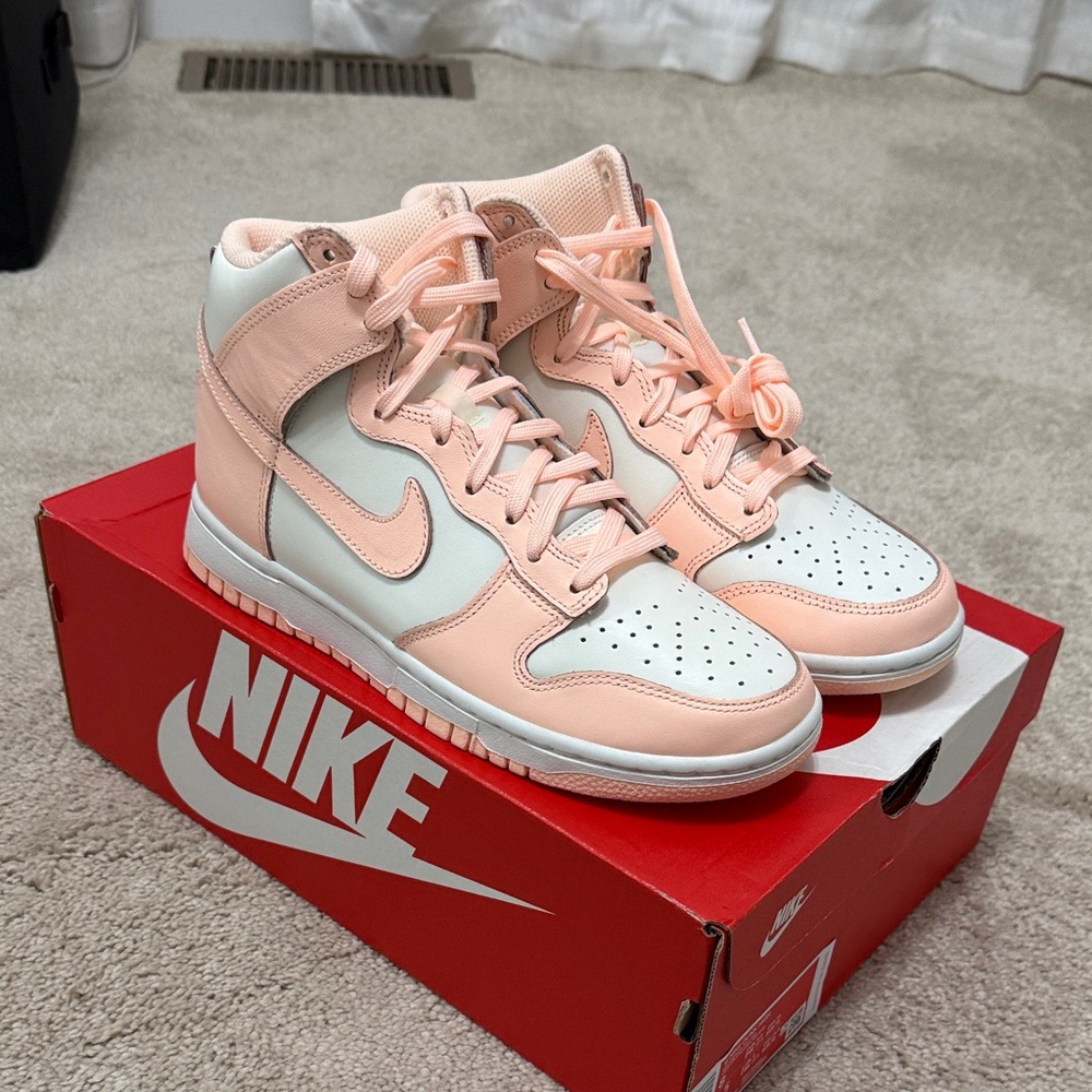 Nike Women's High-Top Sneakers in Peach and White